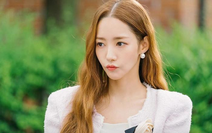 Căng nhất Kbiz: 'Bà hoàng dao kéo' Park Min Young gặp thế khó, 'phốt mới phốt cũ' chồng chéo! Ảnh 3